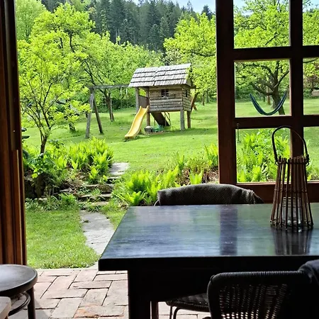 Zenovna - Roubena Chaloupka * Krasna (Moravia-Silesia)